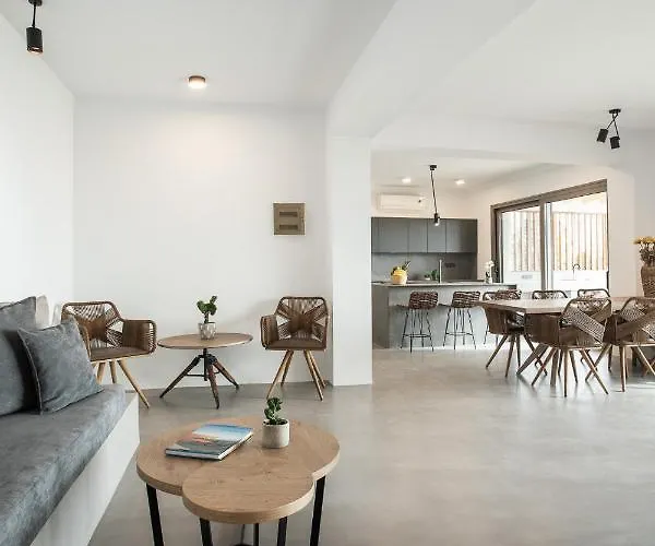Develikia Private Villas, Auralis, *