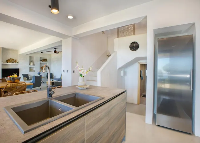 Develikia Private Villas, Auralis,