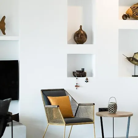 Develikia Private Villas, Auralis,