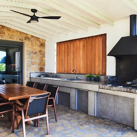 Develikia Private Villas, Auralis, Villa