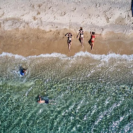 Develikia Private Villas, Auralis, *