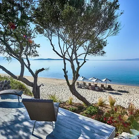 Develikia Private Villas, Auralis, Villa