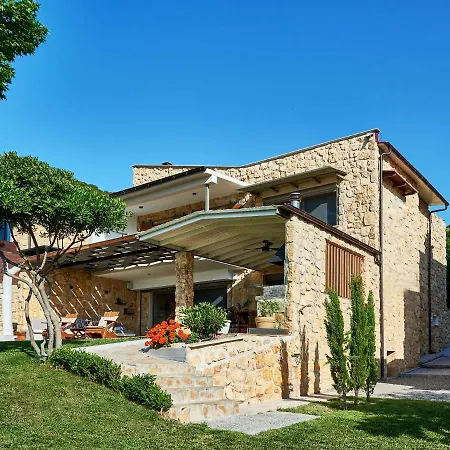 Villa Develikia Private Villas, Auralis,