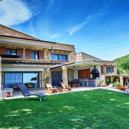 Develikia Private Villas, Auralis, Villa *